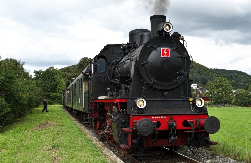 Steam locomotive 27408701920